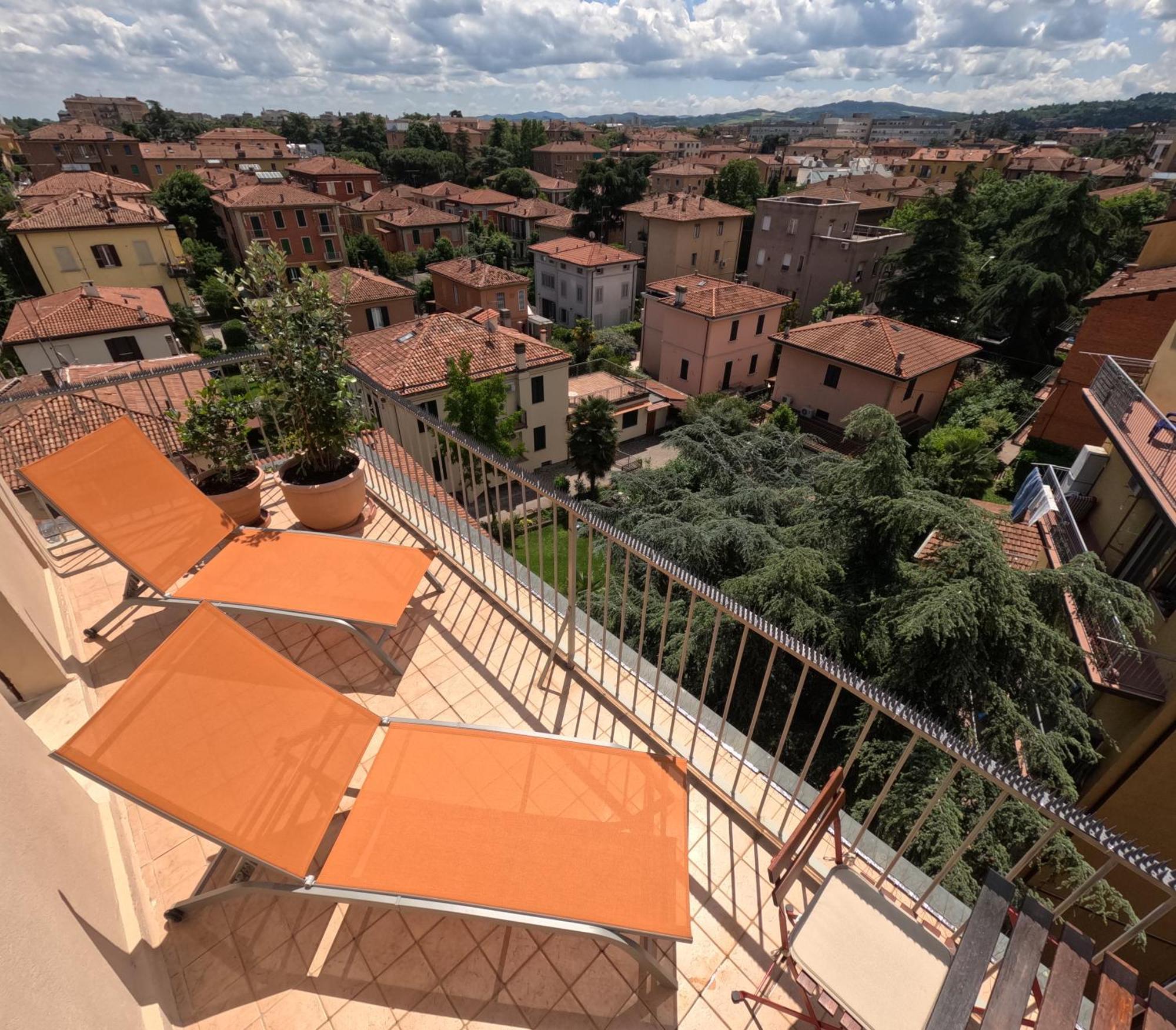 Bellavista Panoramic Terrace Appartamento Con Terrazza Zona Sant Orsola Bologna Ngoại thất bức ảnh