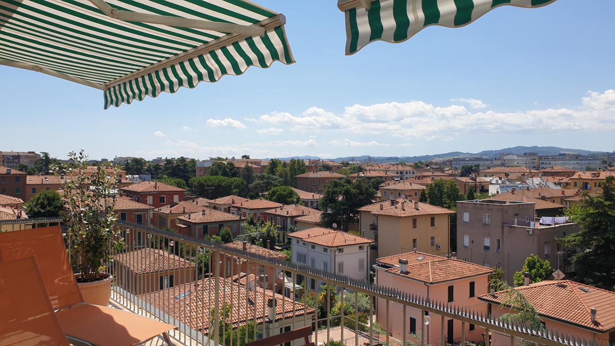 Bellavista Panoramic Terrace Appartamento Con Terrazza Zona Sant Orsola Bologna Ngoại thất bức ảnh